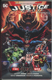 Justice League Volume 8 HC (2016) - 9.2 NM- *The Darkseid War Pt 2* GN